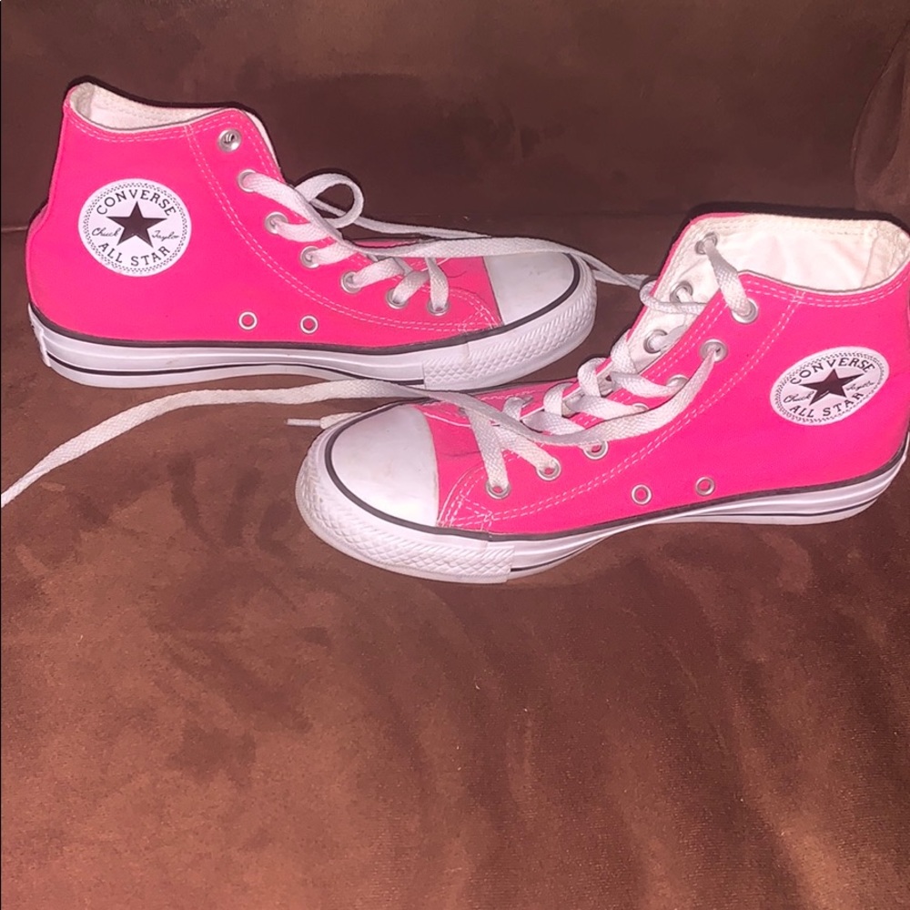 Hot pink converse
